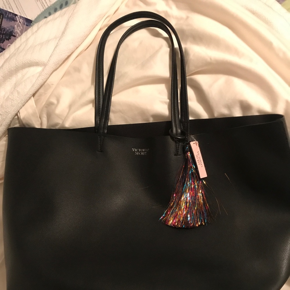Victoria’s Secret Tote w/ FREE tassel & sequin bag